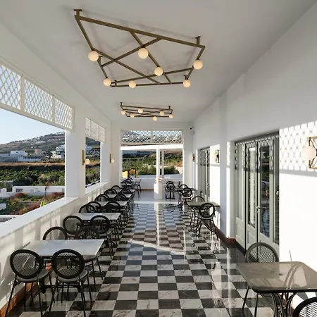 De Sol & 5* Fira (Santorini)